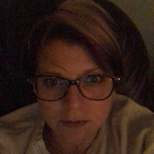 Meet your Posher, Kari